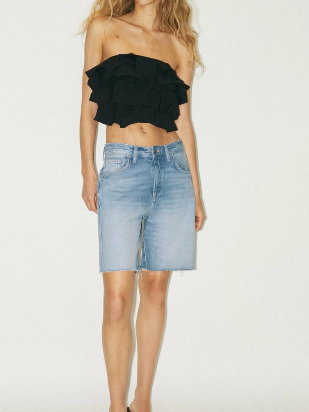Off-Shoulder Ruffle cropped Top - Black